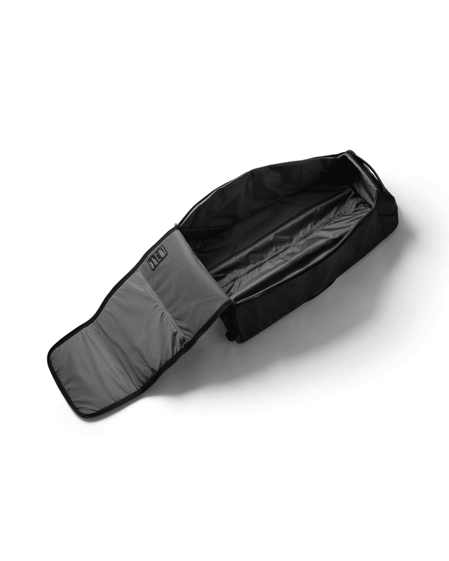 Hugger Roller Bag Check-in 90L - Black Out 