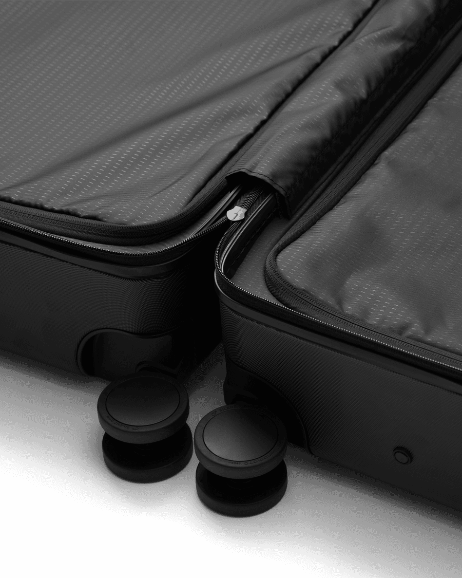 Ramverk Check-in Luggage Large - Black Out